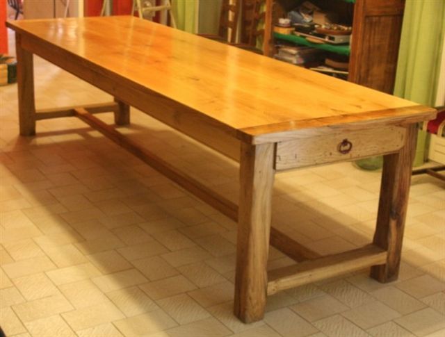 tavoli in legno personalizzabili